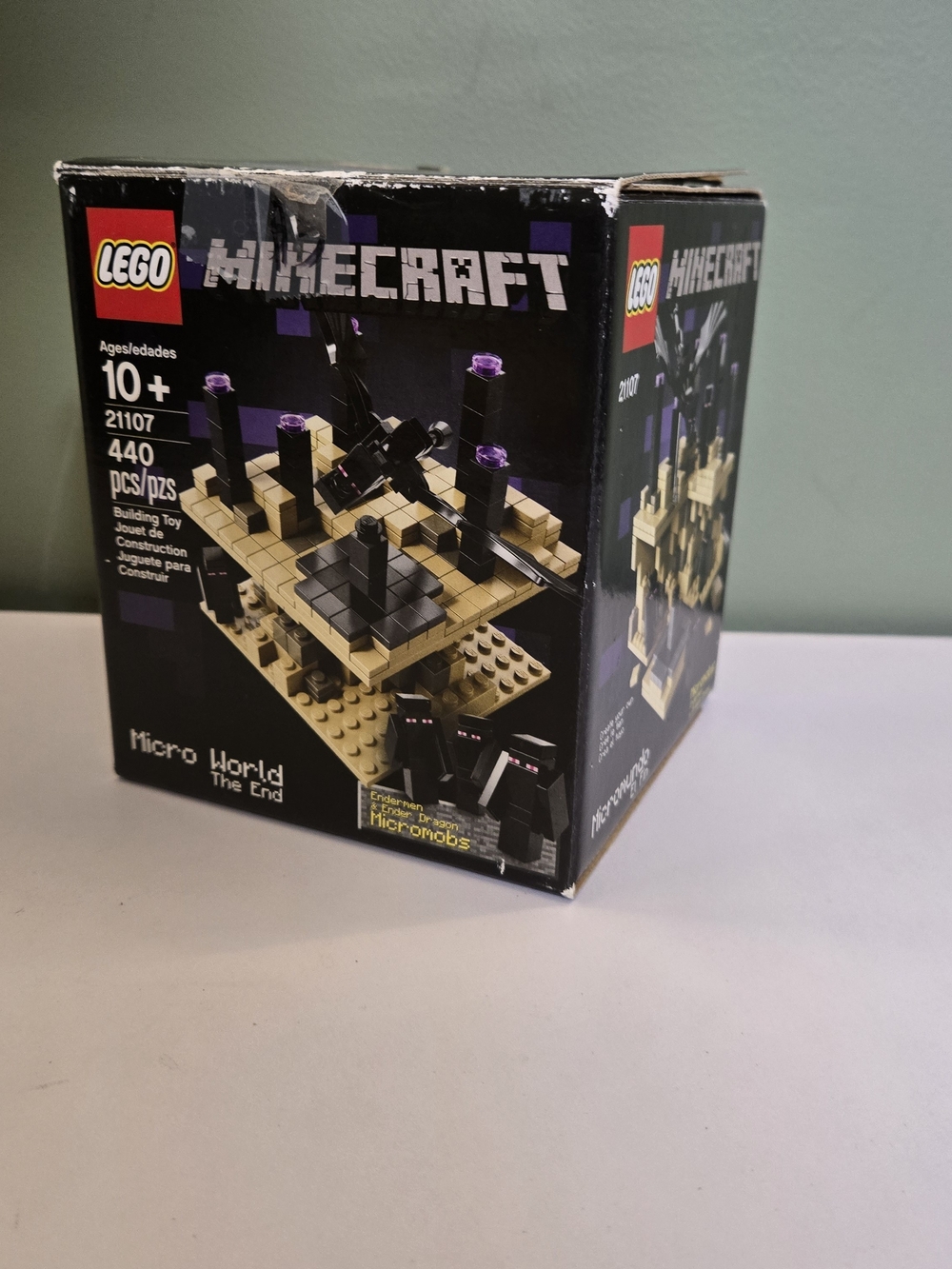 LEGO Minecraft: Micro World - The End (21107) - Instructions & Complete Figures